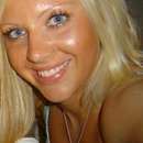 Meet Maggee from Cornwall, Ontario on Live Cams!